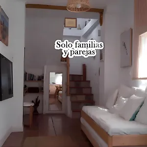Casa En Zona Centrica Solo Familias Y Parejas Сasa de vacaciones Conil De La Frontera